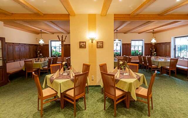 Waldgasthof & Hotel Am Sauwald