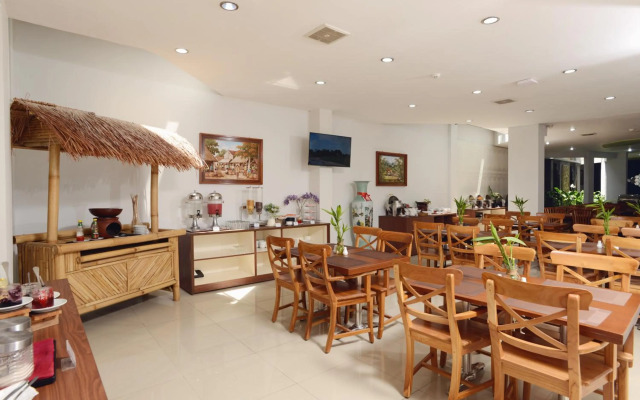 Hotel Dafam Rio