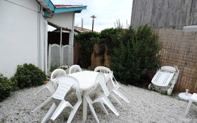 House With 3 Bedrooms in Lège-cap-ferret, With Enclosed Garden