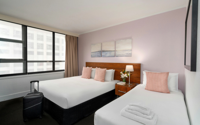 Park Regis City Centre – Guest Rooms – Sydney