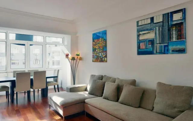 Feels Like Home - Av Novas Premium