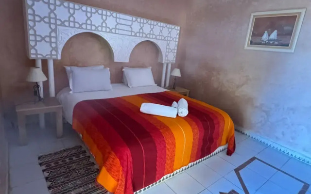 Les Etoiles Du Ksar