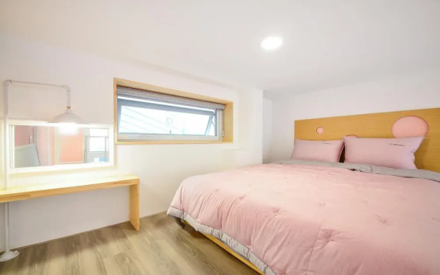Yeosu Yegreena Pension