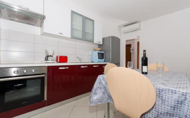 Apartment Lara Iva