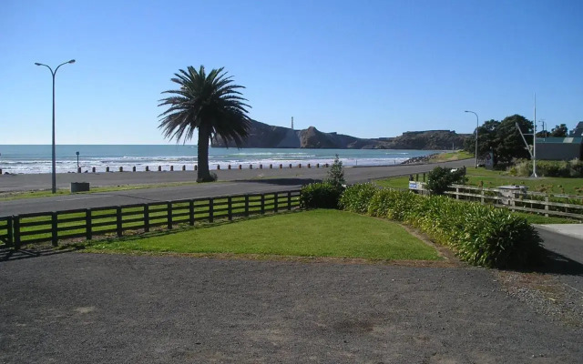 Castlepoint Holiday Park And Motel Accommodation