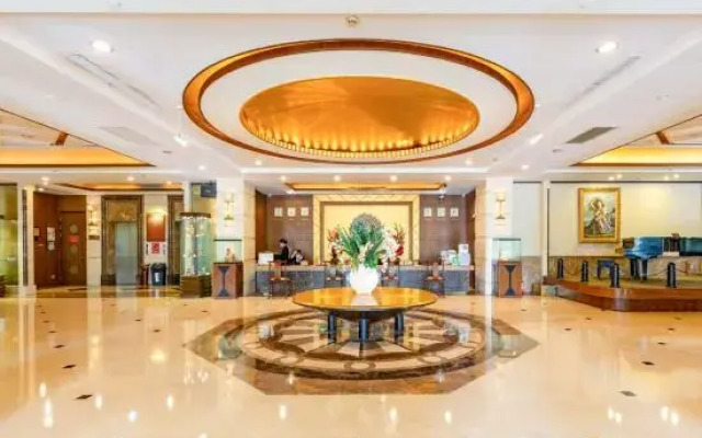 Mascot Hotel