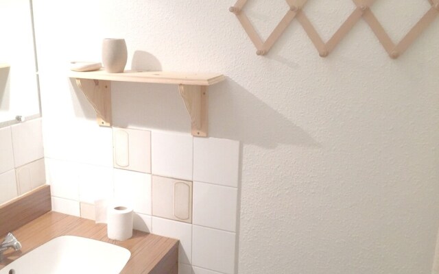 Studio in Villard-de-lans, With Wonderful Mountain View, Balcony and W