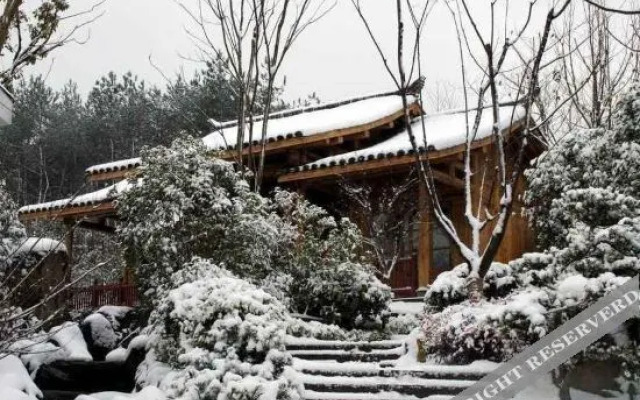 Zhongxiang Hot Spring Resort Hotel