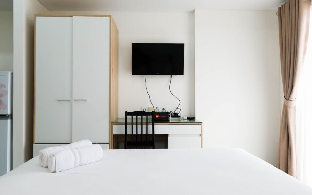 Scenic Studio Room at Casa De Parco Apartment