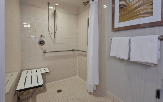 Courtyard by Marriott Omaha La Vista