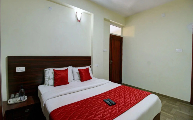 Pine Hill Suites By OYO Rooms
