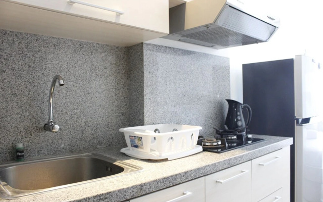 Minimalist Studio Apartment at The Suite @Metro