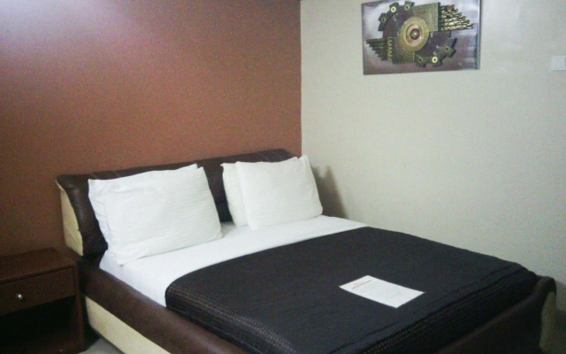 Grandluxe Hotel