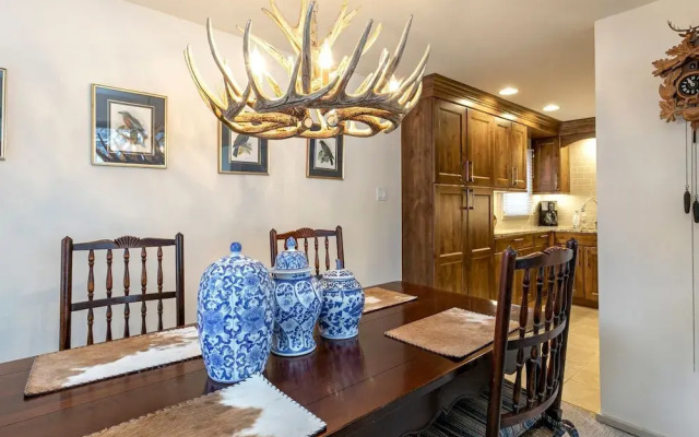 Valley Condos A25 3 Bedroom Condo