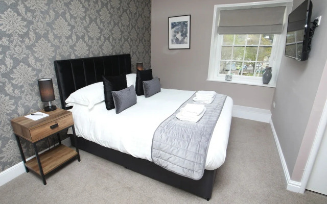 OYO Glyn Valley Hotel
