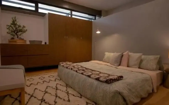 Unique Roma Town House by Mr.W