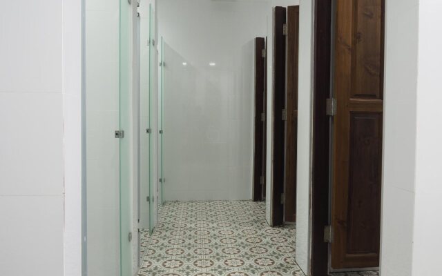 Wee Hostel
