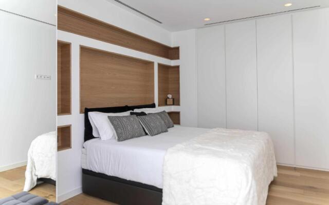 Luxurious Golf Villa La Vinya 5