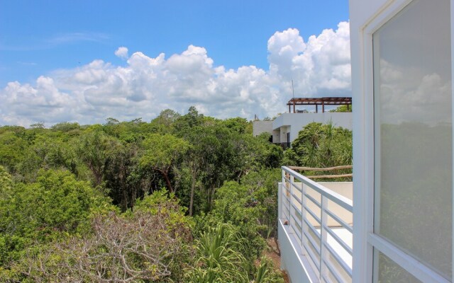 Exclusive Villa in Resort by Olahola