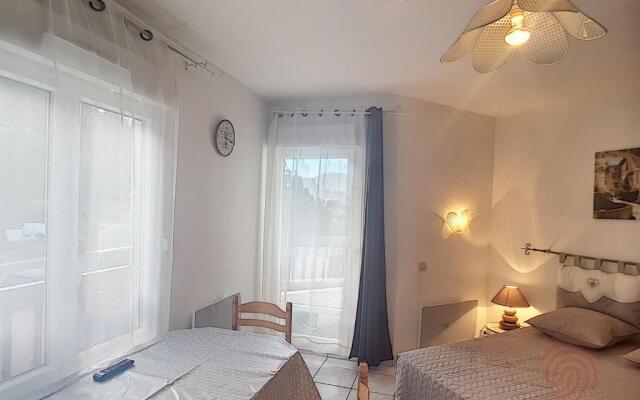 Appartement Lamalou-les-Bains, 1 pièce, 2 personnes - FR-1-451-95