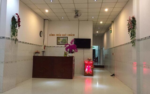 Phat Thinh Hotel Guesthouse