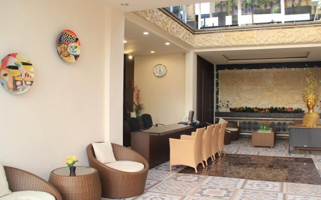 CLV Hotel & Villa