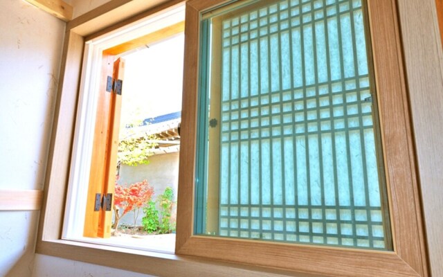Jeonju Daraeheon Hanok Stay