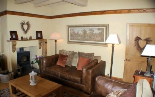 Moor End House Bed & Breakfast
