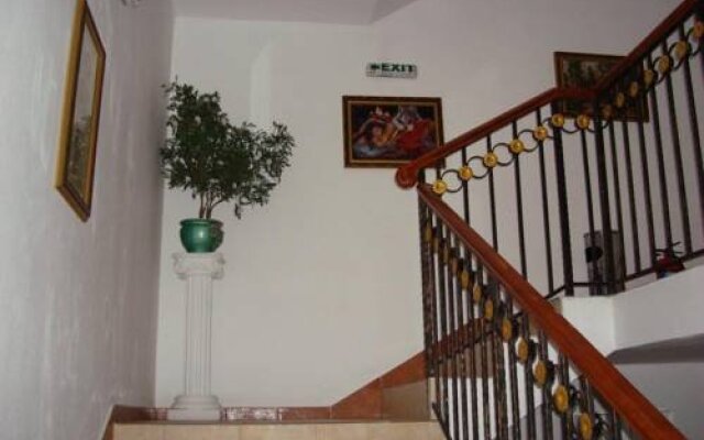 Hotel Deloni