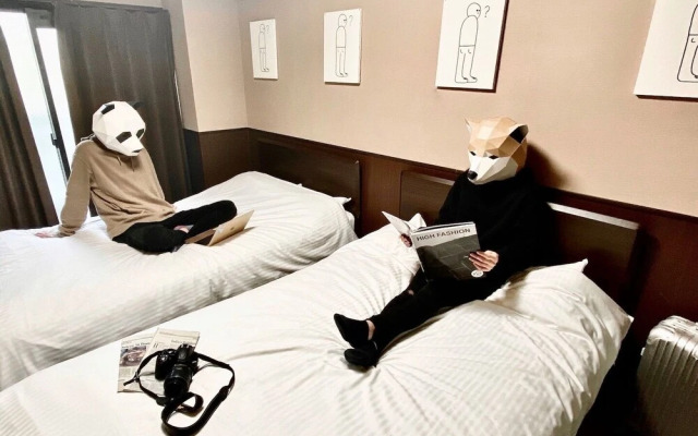 Root2 Coffee & Hostel