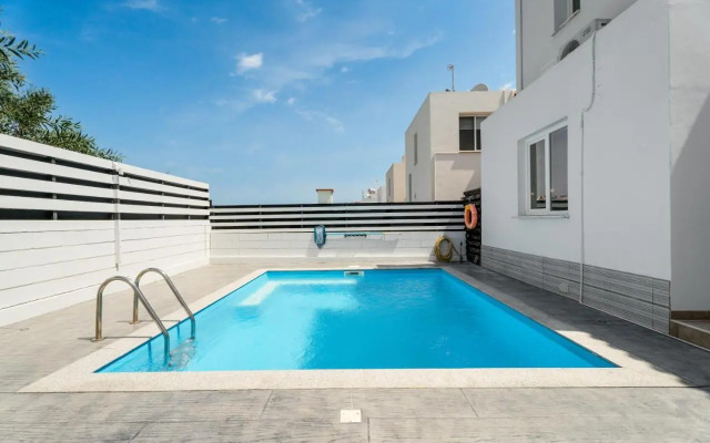 Villa Thalia Dafni 1