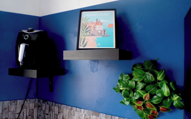 Santoriniapartmentwestkensingtonsleeps3-ensuite-ac