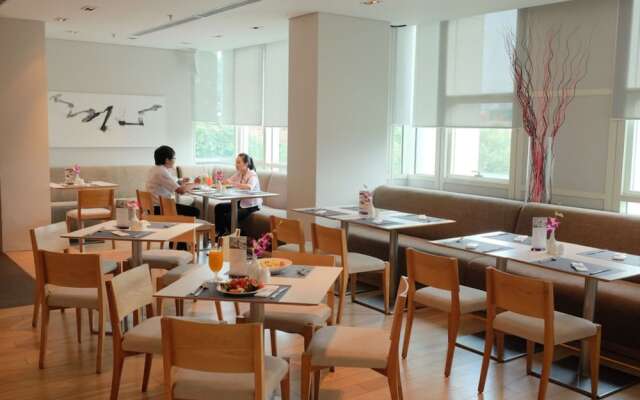 Two Bedroom Apartments Fraser Residence Sudirman