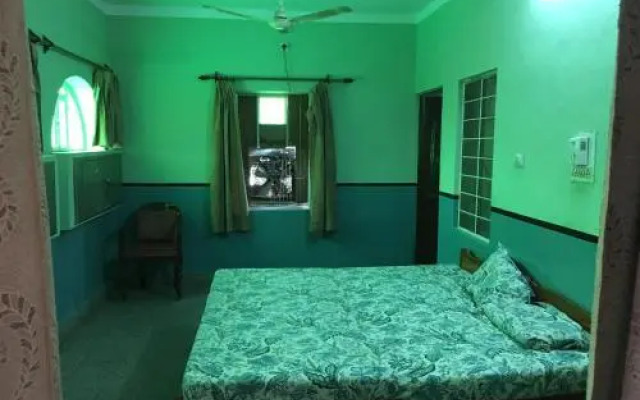Chandra Niwas Guest House