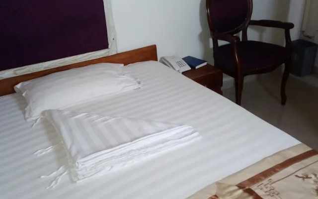 Stone Hotel
