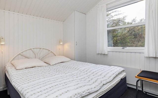 10 Person Holiday Home in Blokhus