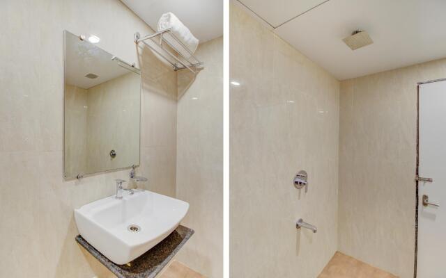 OYO 73944 Hotel Hometown