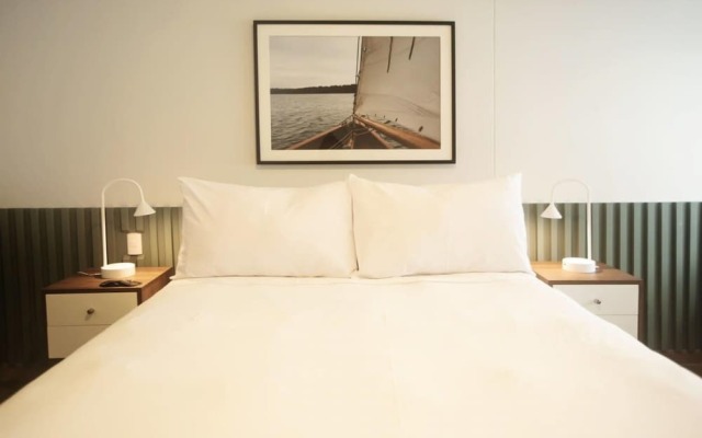 w Upscale 2BR in Miraflores