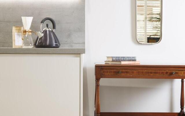Hideout Apartment Hotel