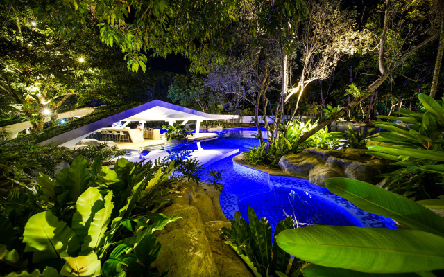 Tambuli Seaside Resort and Spa