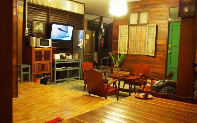 Chommuang Guest House