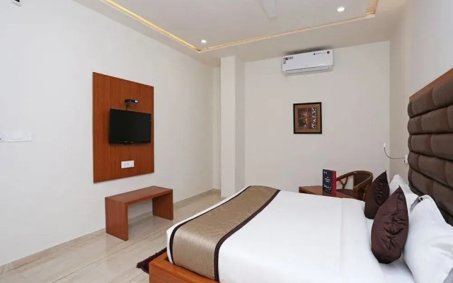 Hotel Paras Royale - фото 4