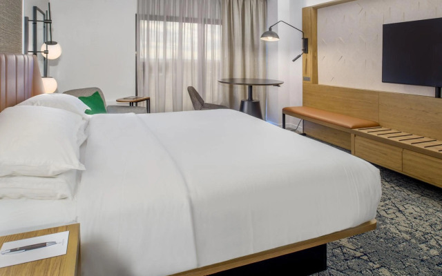 Sheraton Westport Plaza Hotel St. Louis