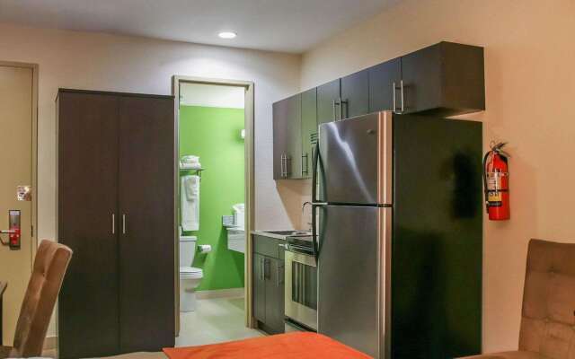 Econo Lodge Winnipeg South