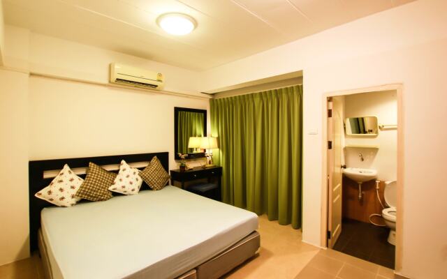 Mamba and Baan Aranya Serviced Apartment