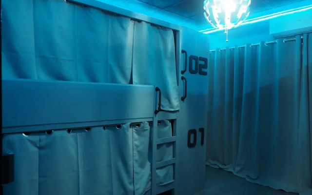 Doctor Alien Hostel