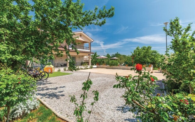 Stunning Home in Nedescina With Wifi and 4 Bedrooms