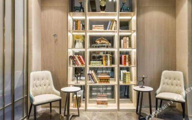 Boman Hotel (Changsha Wanjiali Square Metro Station)