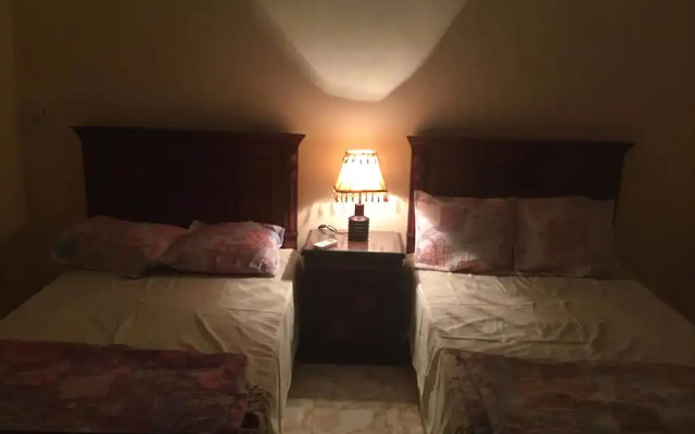 The Pyramids Inn Cheops