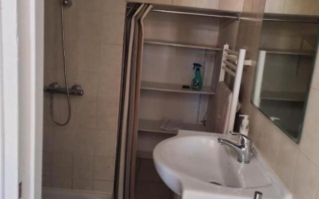 Jolie Studio 20m2 a Canet En Roussillion (Adults Only)